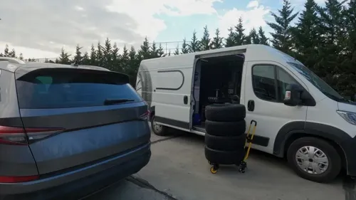 Mobile tyre fitting service being carried out